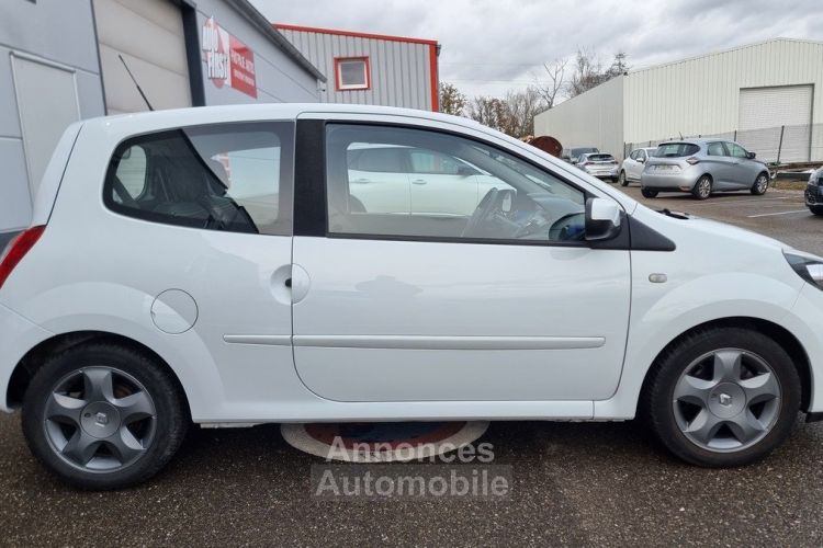 Renault Twingo 1.2 16V 75CV DYNAMIQUE / 2E MAIN / DISTRI24 / REGUL / CLIM / 66200KM / GTIE 12MOIS - <small></small> 6.490 € <small>TTC</small> - #15