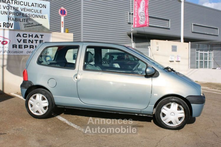 Renault Twingo 1.2 60CH EXPRESSION - <small></small> 2.990 € <small>TTC</small> - #6