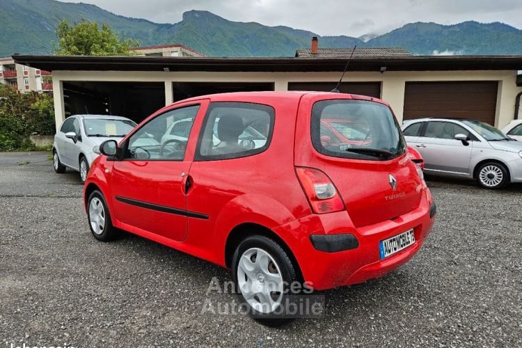 Renault Twingo 1.2 75 authentique 11-2009 GARANTIE 12 MOIS RADIO MP3 - <small></small> 3.990 € <small>TTC</small> - #2