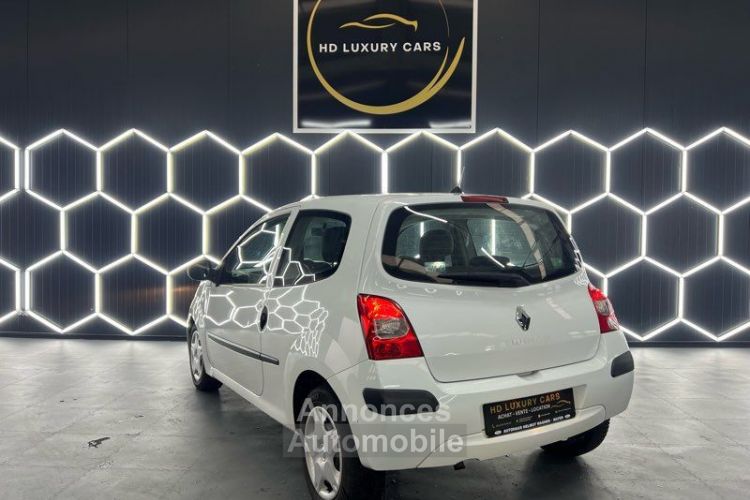 Renault Twingo 1.2 ess 60ch - <small></small> 3.990 € <small>TTC</small> - #4