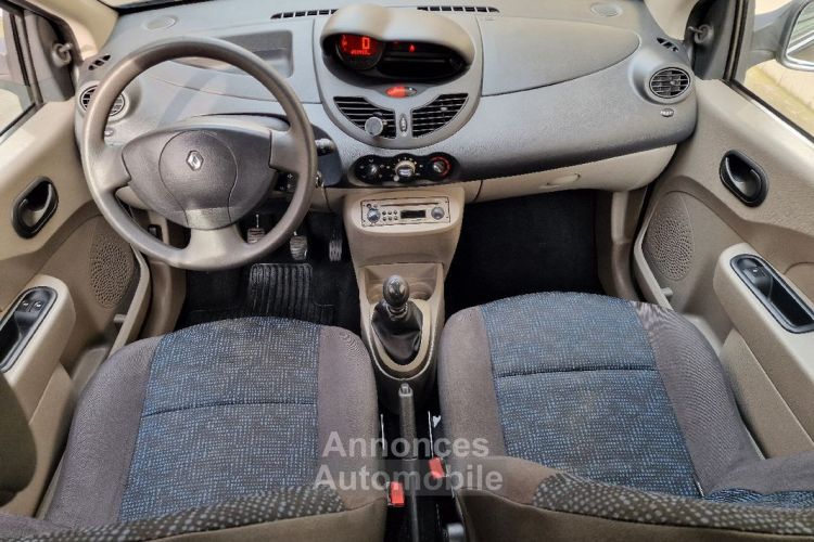 Renault Twingo 1.2 essence 60ch payer en 4x fois sans frais - <small></small> 2.950 € <small>TTC</small> - #4