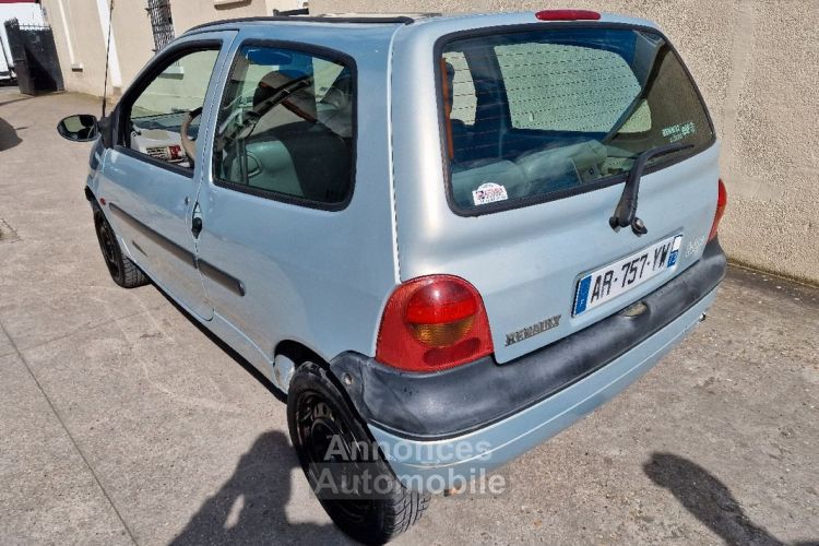 Renault Twingo 1.2 essence 60ch perrier payer en 4x fois sans frais - <small></small> 2.500 € <small>TTC</small> - #3