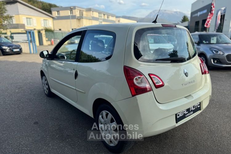 Renault Twingo 1.2 LEV 16v 75ch Privilege eco² - <small></small> 5.990 € <small>TTC</small> - #3