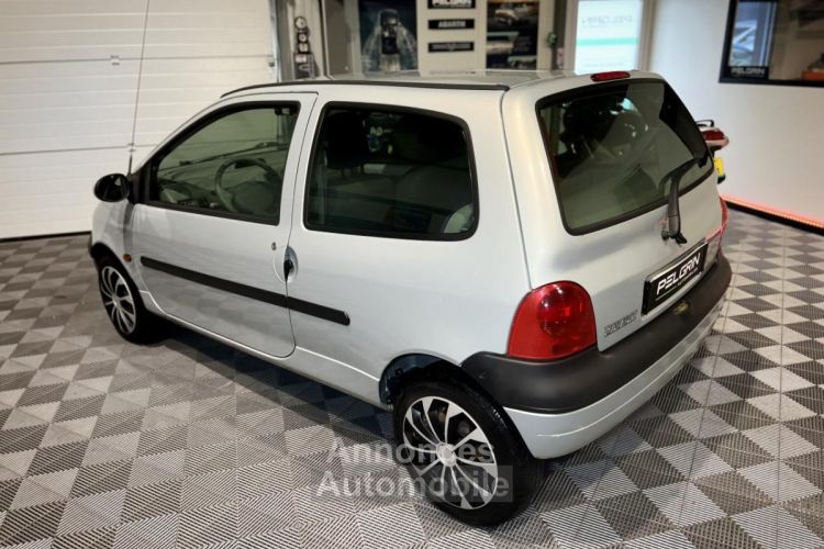 Renault Twingo 1.2i 16V 75 Ch finition Privilège phase 3 - Clim, Pack electrique, kit distribution neuf - <small></small> 4.990 € <small>TTC</small> - #3