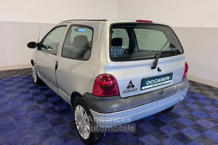 Renault Twingo 1.2i 16V Expression - <small></small> 3.490 € <small>TTC</small> - #2