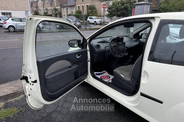 Renault Twingo 1.2i LEV - 75 + ATTELAGE - <small></small> 5.990 € <small>TTC</small> - #16