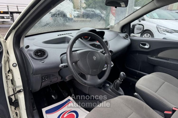 Renault Twingo 1.2i LEV - 75 + ATTELAGE - <small></small> 5.990 € <small>TTC</small> - #18