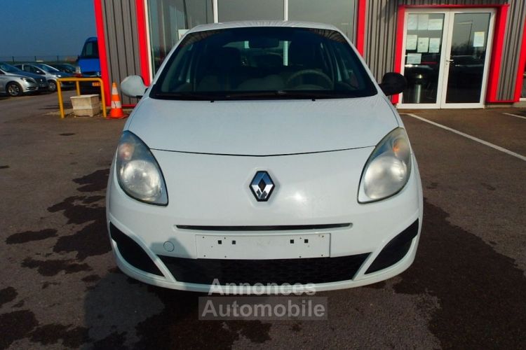 Renault Twingo 1.5 DCI 65CH AUTHENTIQUE - <small></small> 4.800 € <small>TTC</small> - #2