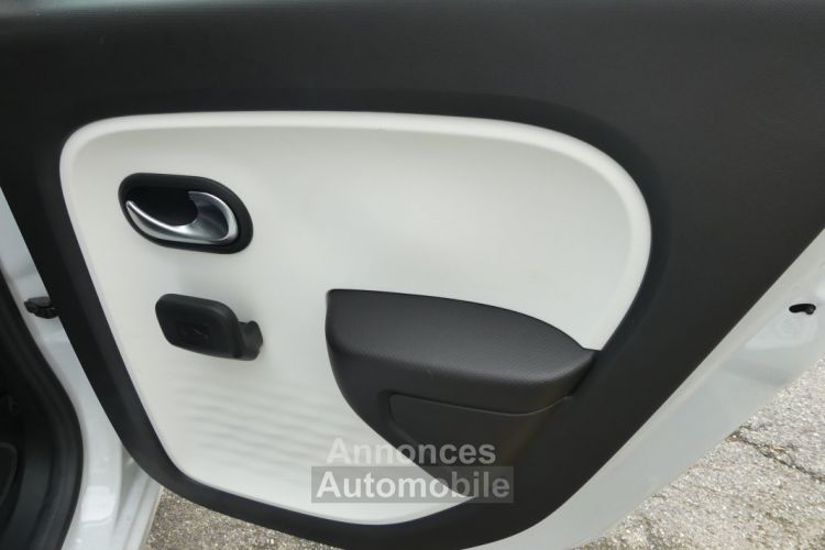 Renault Twingo 22KWH ACHAT-INTEGRAL ZEN - <small></small> 15.490 € <small>TTC</small> - #32