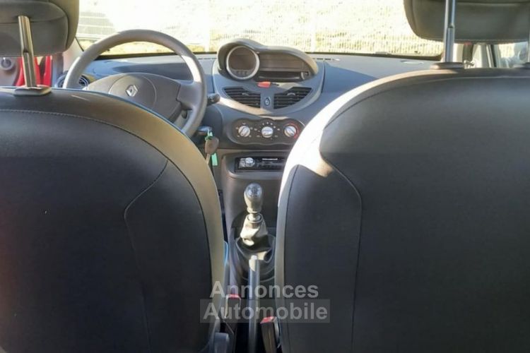 Renault Twingo 75 CV ESSENCE 1ere MAIN (belbex auto A YOLET) - <small></small> 6.490 € <small>TTC</small> - #5