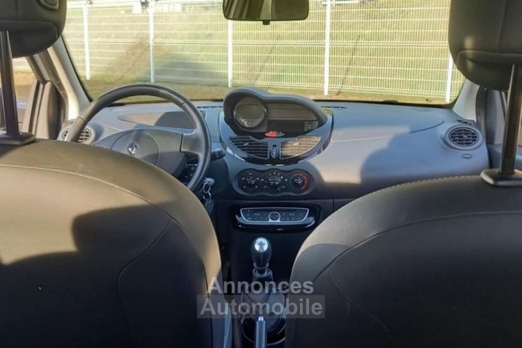 Renault Twingo 75 CV ESSENCE 1ere MAIN (belbex auto A YOLET) - <small></small> 5.290 € <small>TTC</small> - #5