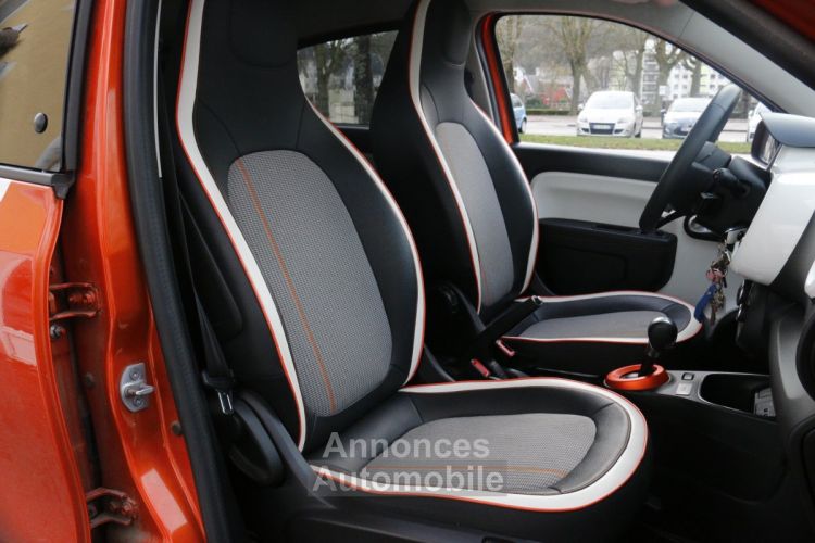 Renault Twingo Electrique III (2) VIBES Achat Intégral (Caméra, CarPaly, Sièges chauff) - <small></small> 13.990 € <small>TTC</small> - #8