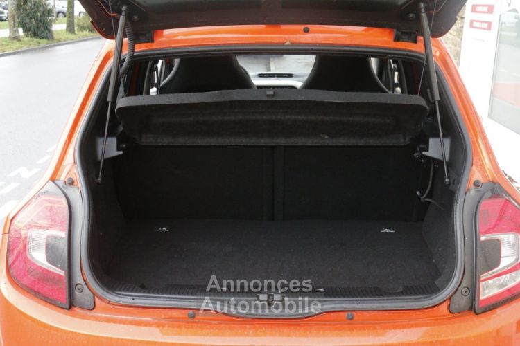 Renault Twingo Electrique III (2) VIBES Achat Intégral (Caméra, CarPaly, Sièges chauff) - <small></small> 13.990 € <small>TTC</small> - #23