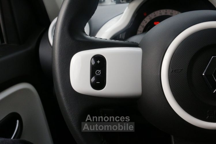 Renault Twingo Electrique III (2) VIBES Achat Intégral (Caméra, CarPaly, Sièges chauff) - <small></small> 13.990 € <small>TTC</small> - #26
