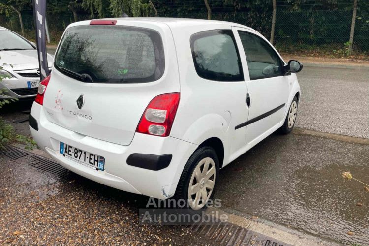 Renault Twingo II 1.2 16V 1149cm3 76cv  - <small></small> 4.990 € <small>TTC</small> - #13