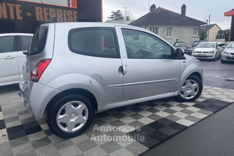 Renault Twingo II 1.2 16V 75CH AIR ECO² - <small></small> 3.490 € <small>TTC</small> - #2