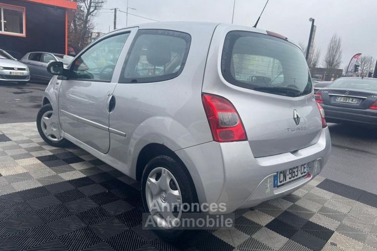 Renault Twingo II 1.2 16V 75CH AIR ECO² - <small></small> 3.490 € <small>TTC</small> - #4