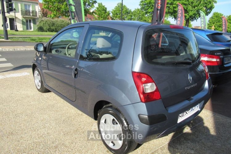 Renault Twingo II 1.2 16V 75CH DYNAMIQUE QUICKSHIFT - <small></small> 6.490 € <small>TTC</small> - #3