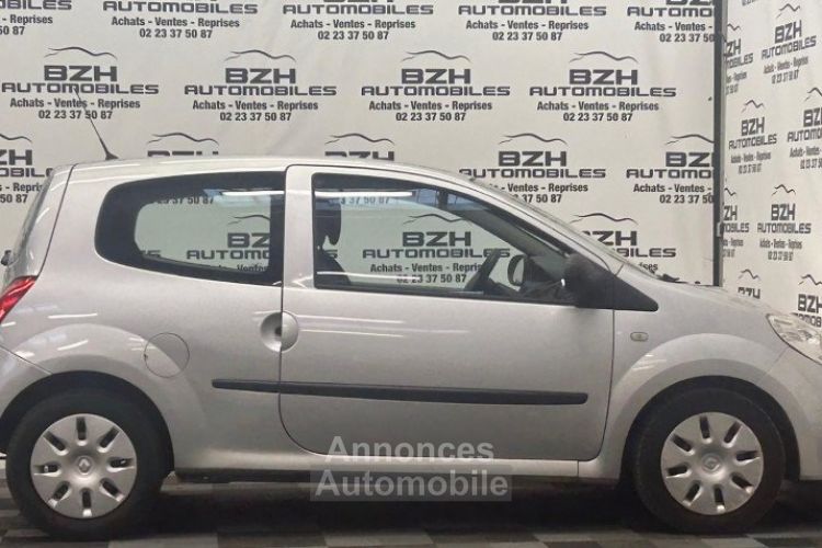 Renault Twingo II 1.2 16V 75CH EXPRESSION - <small></small> 5.490 € <small>TTC</small> - #3