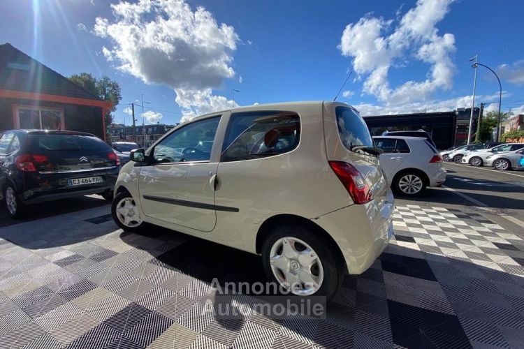 Renault Twingo II 1.2 16V 75CH XV DE FRANCE - <small></small> 4.490 € <small>TTC</small> - #2