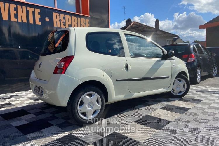 Renault Twingo II 1.2 16V 75CH XV DE FRANCE - <small></small> 4.490 € <small>TTC</small> - #6