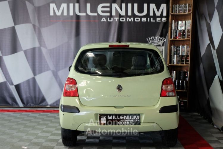 Renault Twingo II 1.2 60CH - <small></small> 4.990 € <small>TTC</small> - #4