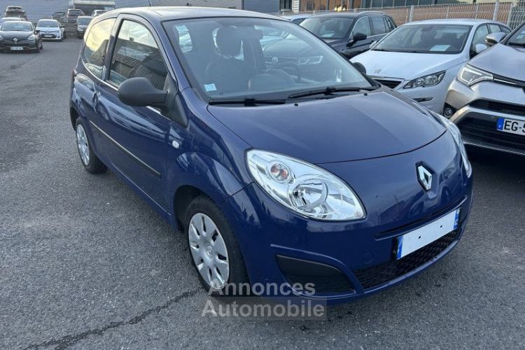 Renault Twingo II 1.2 60CH AUTHENTIQUE - <small></small> 5.300 € <small>TTC</small> - #2