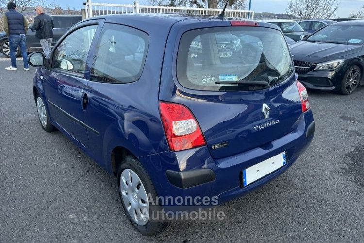 Renault Twingo II 1.2 60CH AUTHENTIQUE - <small></small> 5.300 € <small>TTC</small> - #4