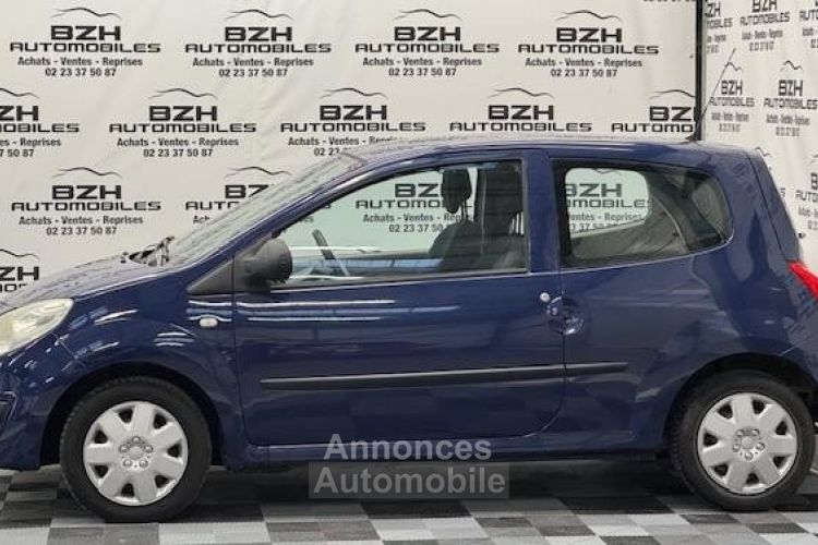 Renault Twingo II 1.2 60CH * ATTELAGE + FAISCEAU * - <small></small> 4.990 € <small>TTC</small> - #5