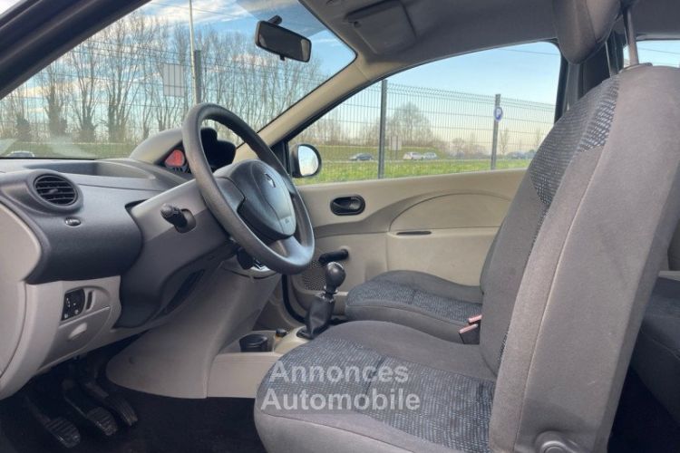 Renault Twingo II 1.2 ESS 60CH ACCESS 94.000KM 1ERE MAIN GARANTIE - <small></small> 3.990 € <small>TTC</small> - #10