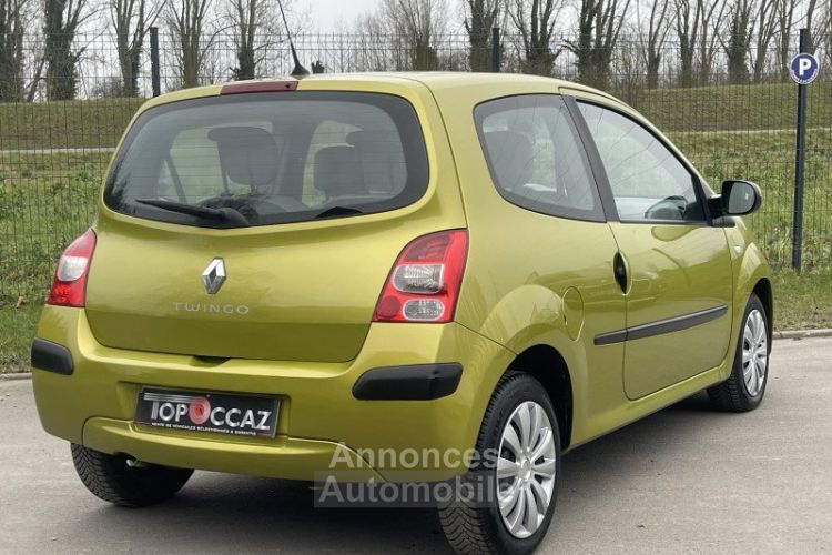 Renault Twingo II 1.2 ESS 75CH AUTOMATIQUE 78.000KM 1ERE MAIN - <small></small> 5.590 € <small>TTC</small> - #3