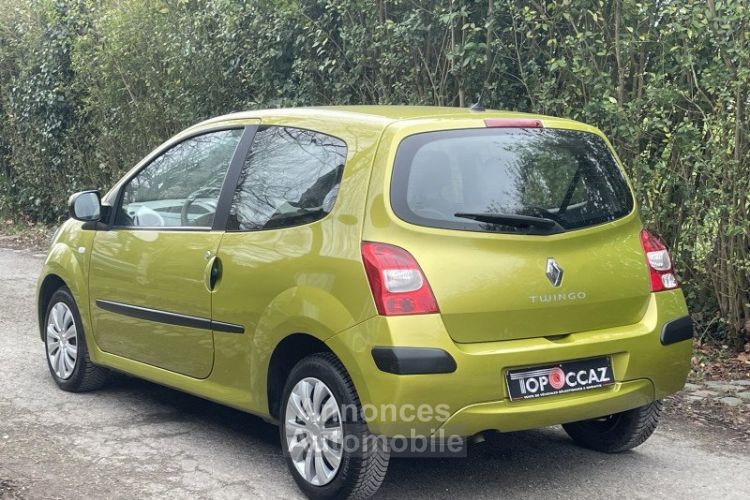 Renault Twingo II 1.2 ESS 75CH AUTOMATIQUE 78.000KM 1ERE MAIN - <small></small> 5.590 € <small>TTC</small> - #4