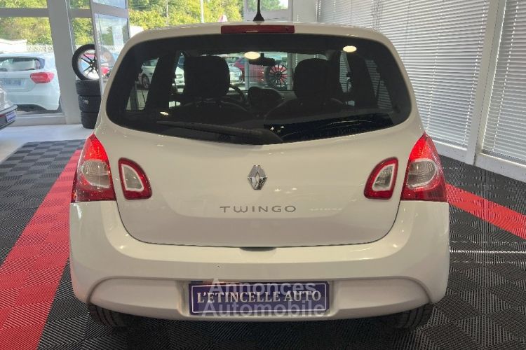 Renault Twingo II 1.2 LEV 16v 75 eco2 Purple - <small></small> 5.990 € <small>TTC</small> - #9