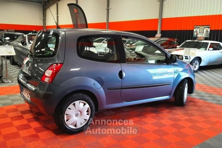 Renault Twingo II 1.2 LEV 16V 75CH EXPRESSION - <small></small> 5.990 € <small>TTC</small> - #2