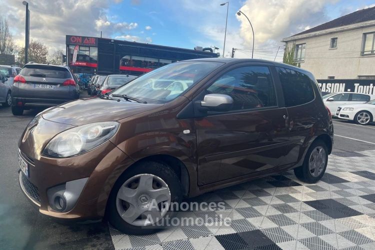 Renault Twingo II 1.2 LEV 16V 75CH NIGHT&DAY ECO² - <small></small> 5.990 € <small>TTC</small> - #1