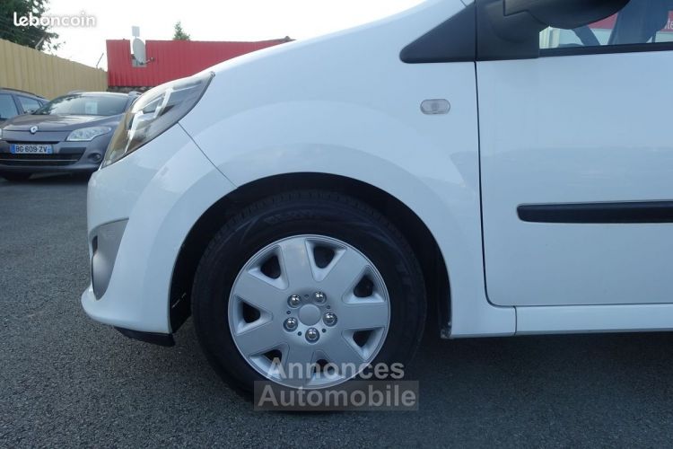 Renault Twingo II 1.5 DCI 65CH EXPRESSION - <small></small> 4.490 € <small>TTC</small> - #16