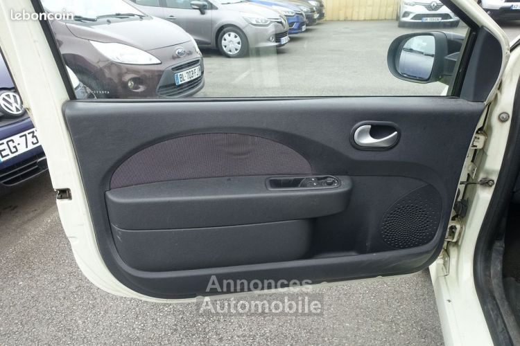 Renault Twingo II 1.5 DCI 85CH DYNAMIQUE ECO² - <small></small> 5.490 € <small>TTC</small> - #9