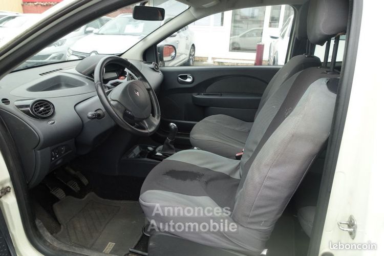 Renault Twingo II 1.5 DCI 85CH DYNAMIQUE ECO² - <small></small> 5.490 € <small>TTC</small> - #10