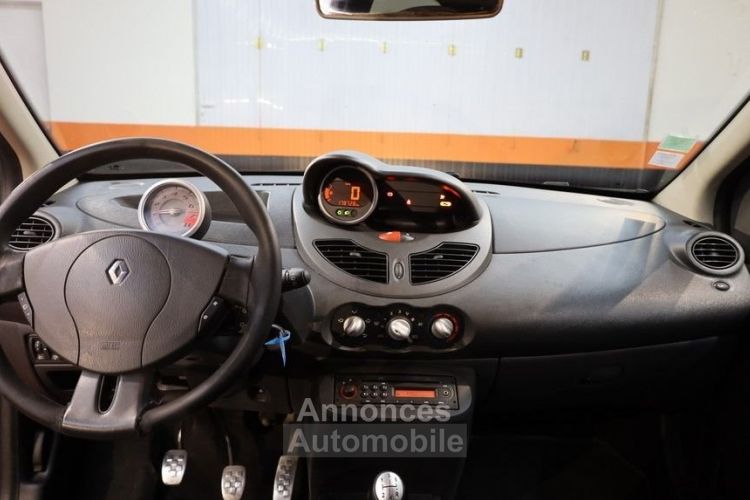 Renault Twingo II 1.6 16V 133CH SPORT - <small></small> 6.990 € <small>TTC</small> - #9