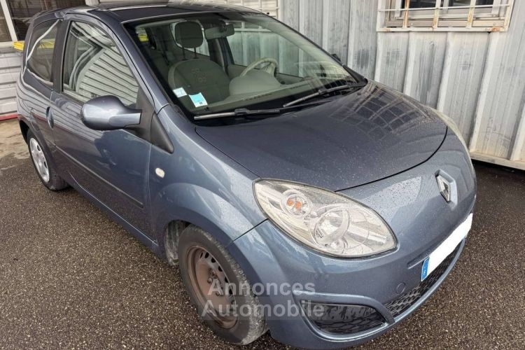 Renault Twingo II (C44) 1.2 16v 75ch Expression - <small></small> 5.990 € <small>TTC</small> - #2