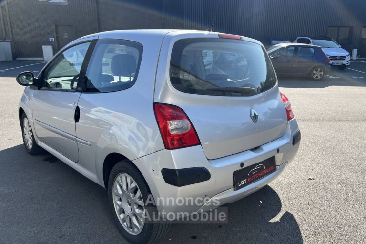 Renault Twingo II (C44) 1.2 16v 75ch Initiale - <small></small> 4.290 € <small>TTC</small> - #4