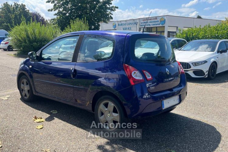 Renault Twingo II (C44) 1.2 LEV 16v 75ch Dynamique eco² - <small></small> 4.490 € <small>TTC</small> - #7