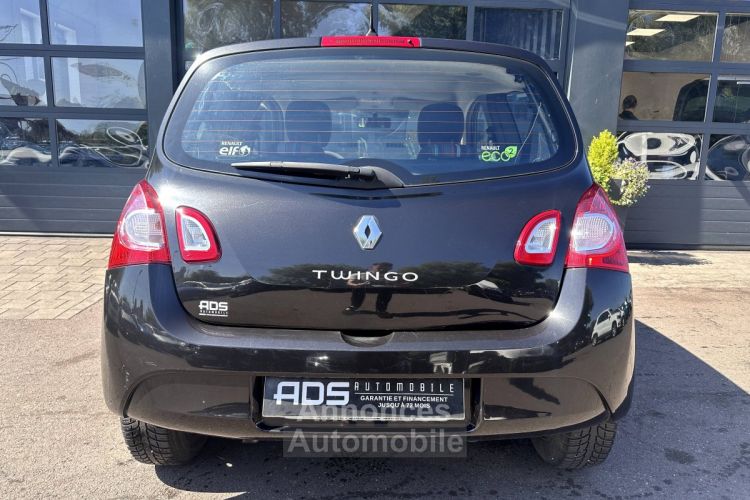 Renault Twingo II (C44) 1.2 LEV 16v 75ch Limited eco² - <small></small> 8.990 € <small>TTC</small> - #8