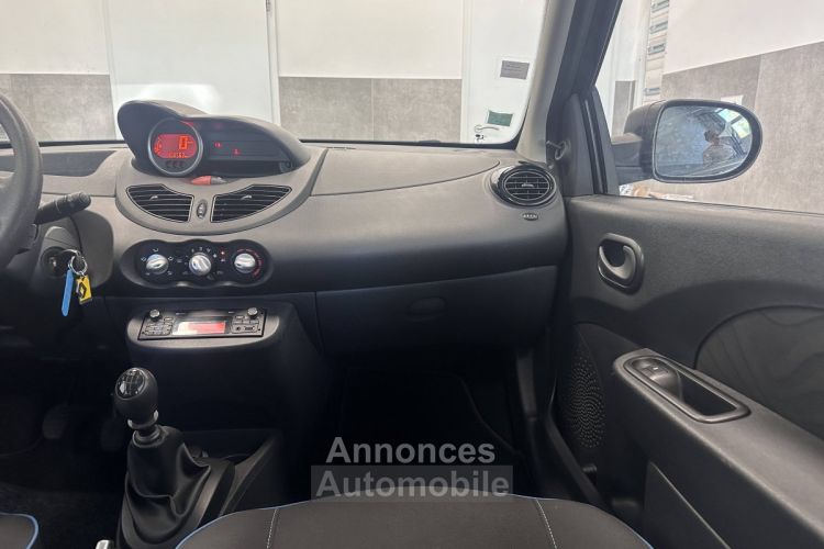 Renault Twingo II (C44) 1.2 LEV 16v 75ch Limited eco² - <small></small> 8.990 € <small>TTC</small> - #31