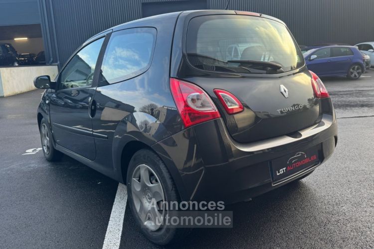 Renault Twingo II (C44) 1.2 LEV 16v 75ch Privilège eco² - <small></small> 7.290 € <small>TTC</small> - #9