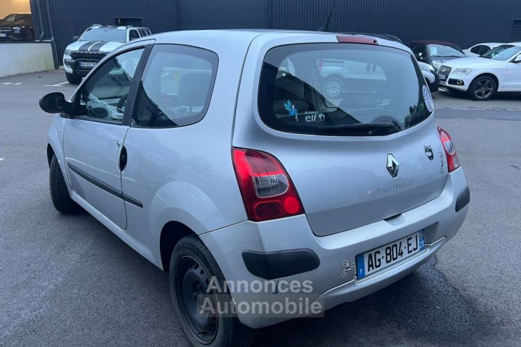 Renault Twingo II (C44) 1.5 dCi 65ch Dynamique - <small></small> 3.990 € <small>TTC</small> - #4