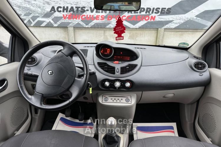 Renault Twingo II Nokia 1er MAIN - <small></small> 3.490 € <small>TTC</small> - #11