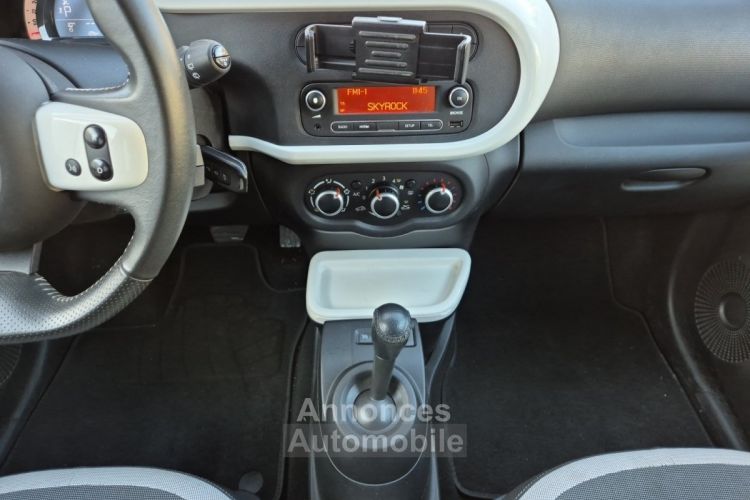 Renault Twingo III 0.9 TCe 90 E6C Zen EDC / BLUETOOTH / REGULATEUR VITESSE / CLIMATISATION / GARANTIE 12 MOIS - <small></small> 11.480 € <small>TTC</small> - #15