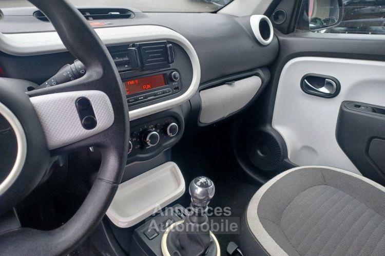 Renault Twingo III 0.9 TCe eco2 S&S 90 cv LIMITED 5 PORTES - HISTORIQUE A JOUR FINANCEMENT POSSIBLE - <small></small> 8.390 € <small>TTC</small> - #18