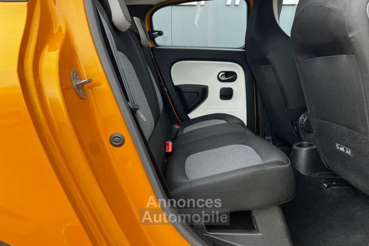 Renault Twingo III (2) 1.0 SCE 75CH ZEN - 20 - <small></small> 8.990 € <small>TTC</small> - #8